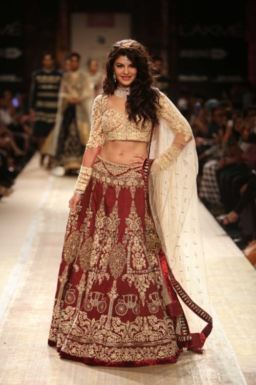 Jacqueline Fernandez walks on-ramp