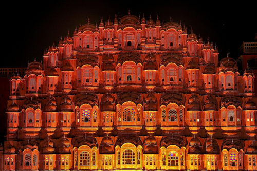 Hawa Mahal at night
