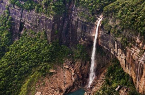 Nohkalikai Falls