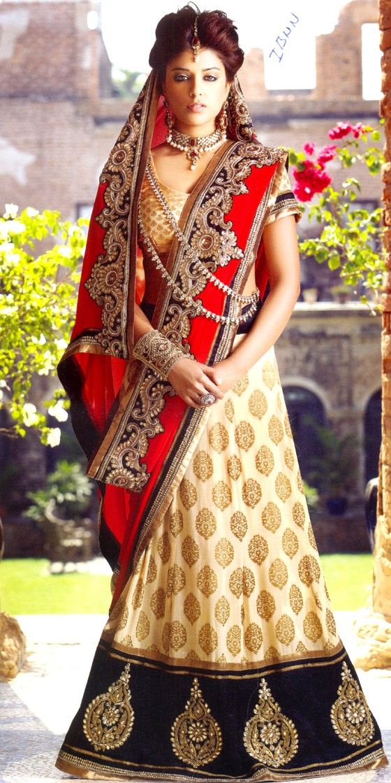 Ways of draping a Dupatta - Shop G3 Lehenga online Ways of draping a Dupatta