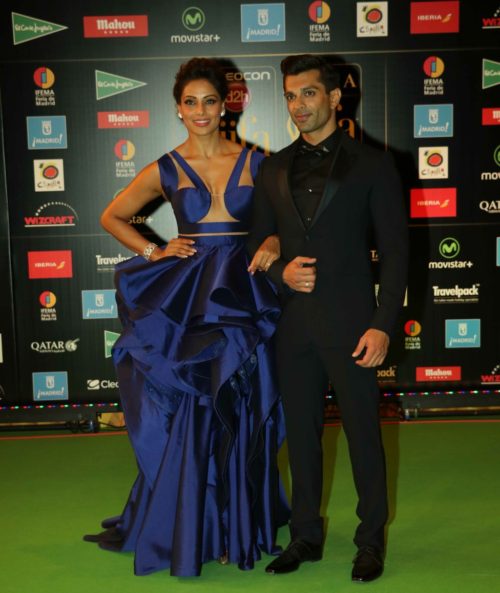 Bipasha Bashu and Karan Singh Grover at NEXA IIFA Awards 2016