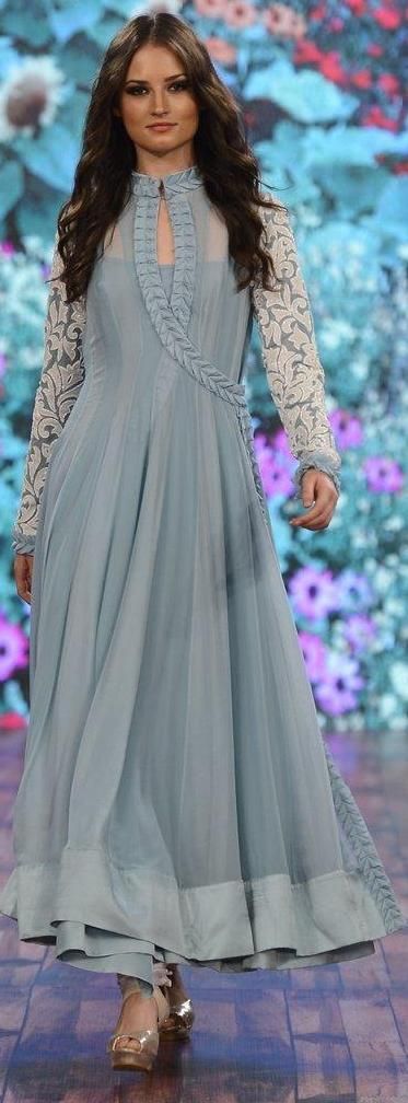 Key hole neckline salwar kameez designs