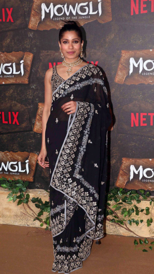 Select saree colour for dark skin