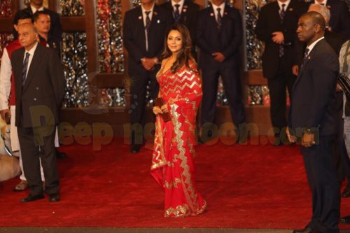 Gauri Khan at Isha Ambani Wedding