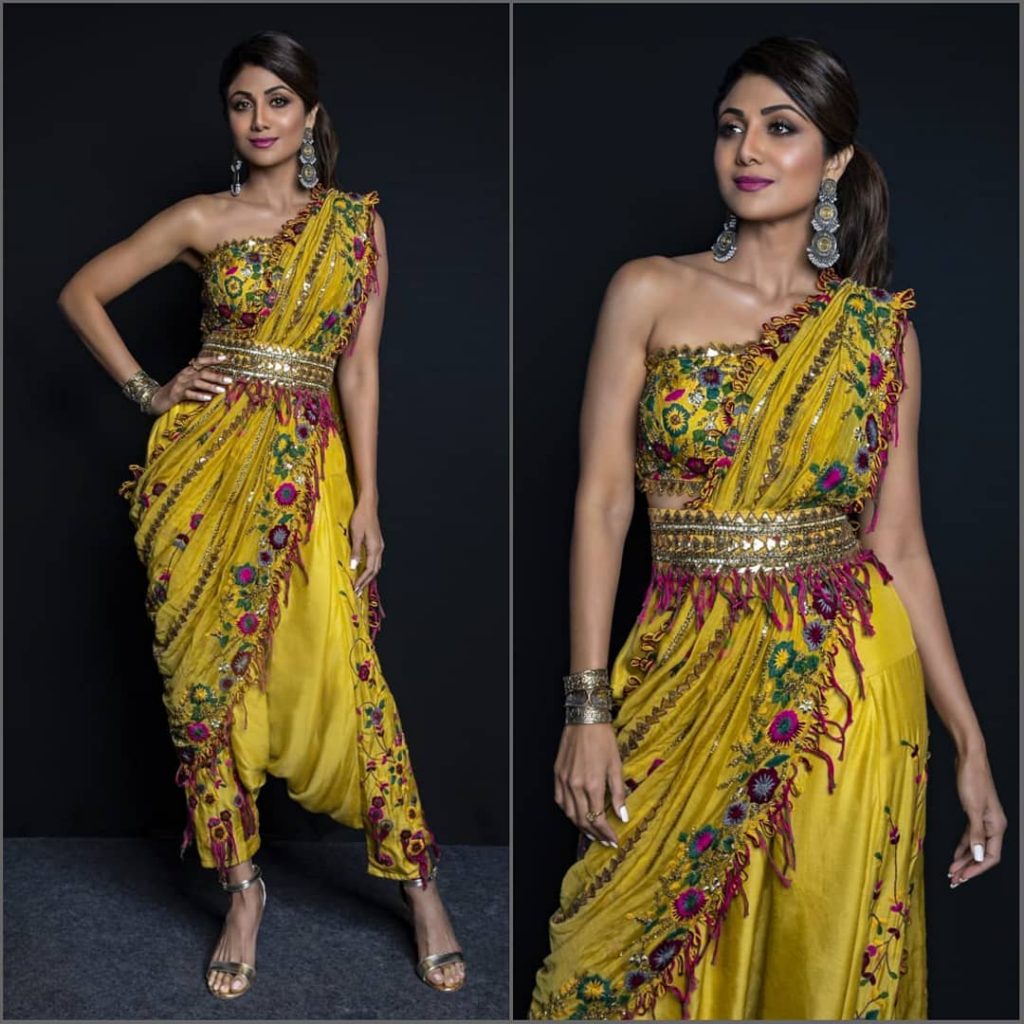 shilpa saree style, dhoti saree , shilpa shetty in sari