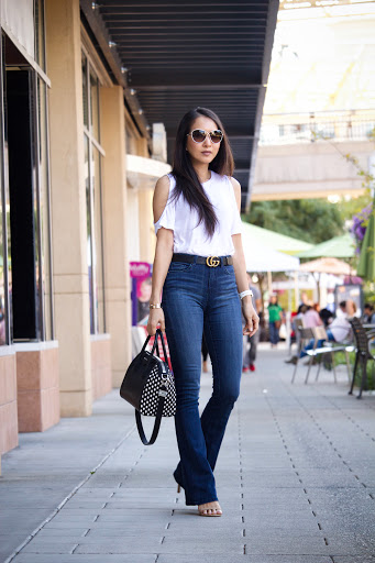 Cold shoulder t-shirt Cold shoulder t-shirt for date