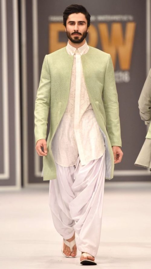 jacket style kurta in mehendi function