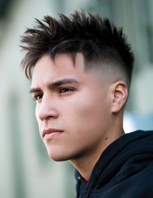 men hairstyle in sharky strands