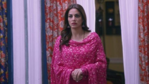 Sharddha Arya in pink anarkali salwar suit