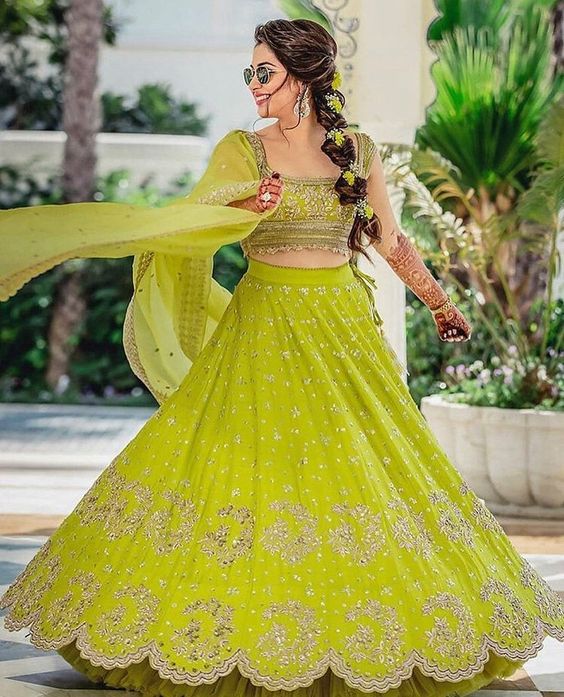 green lehenga for mehndi