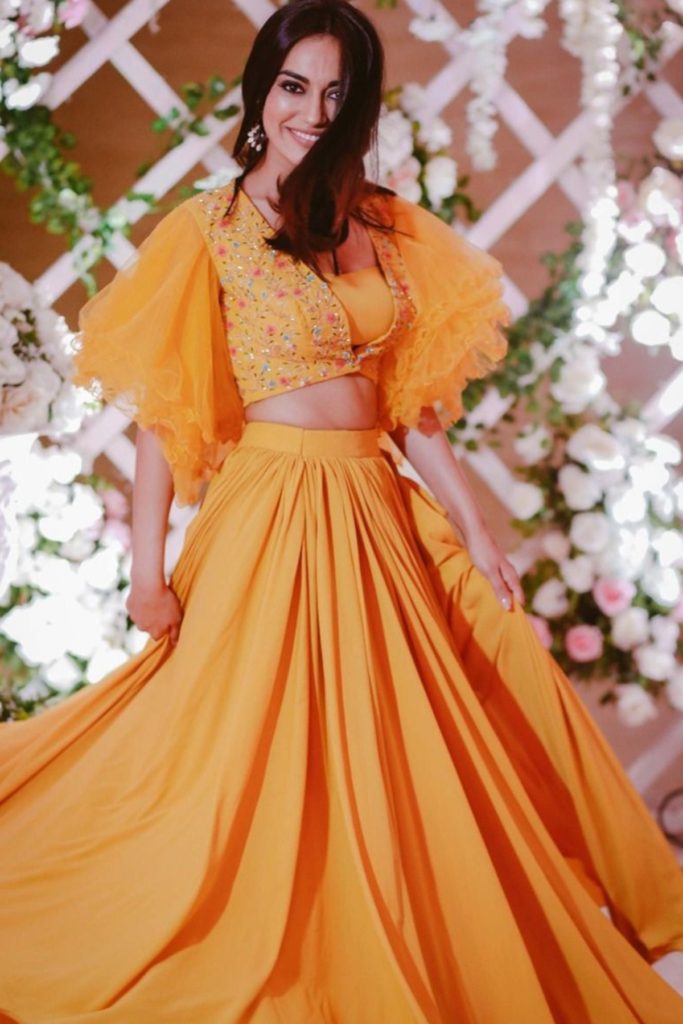 Surbhi Jyoti Yellow Crop Top and Lehenga Surbhi Jyoti Lehenga Design
