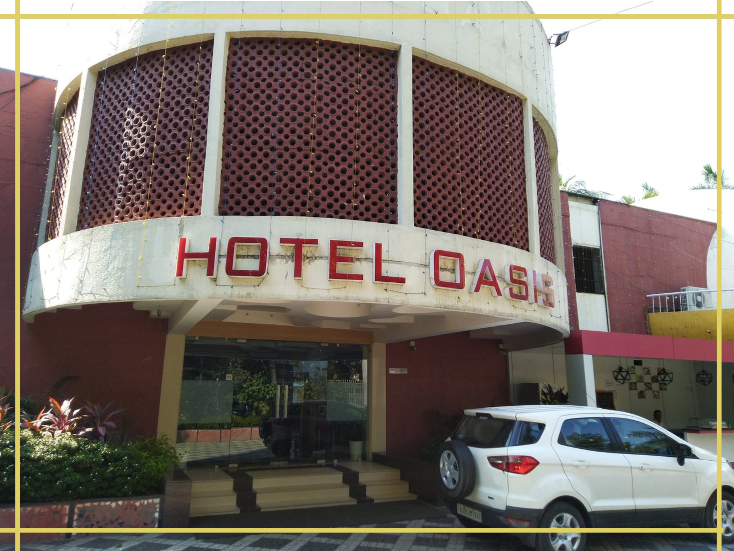 Hotel in surat piplod