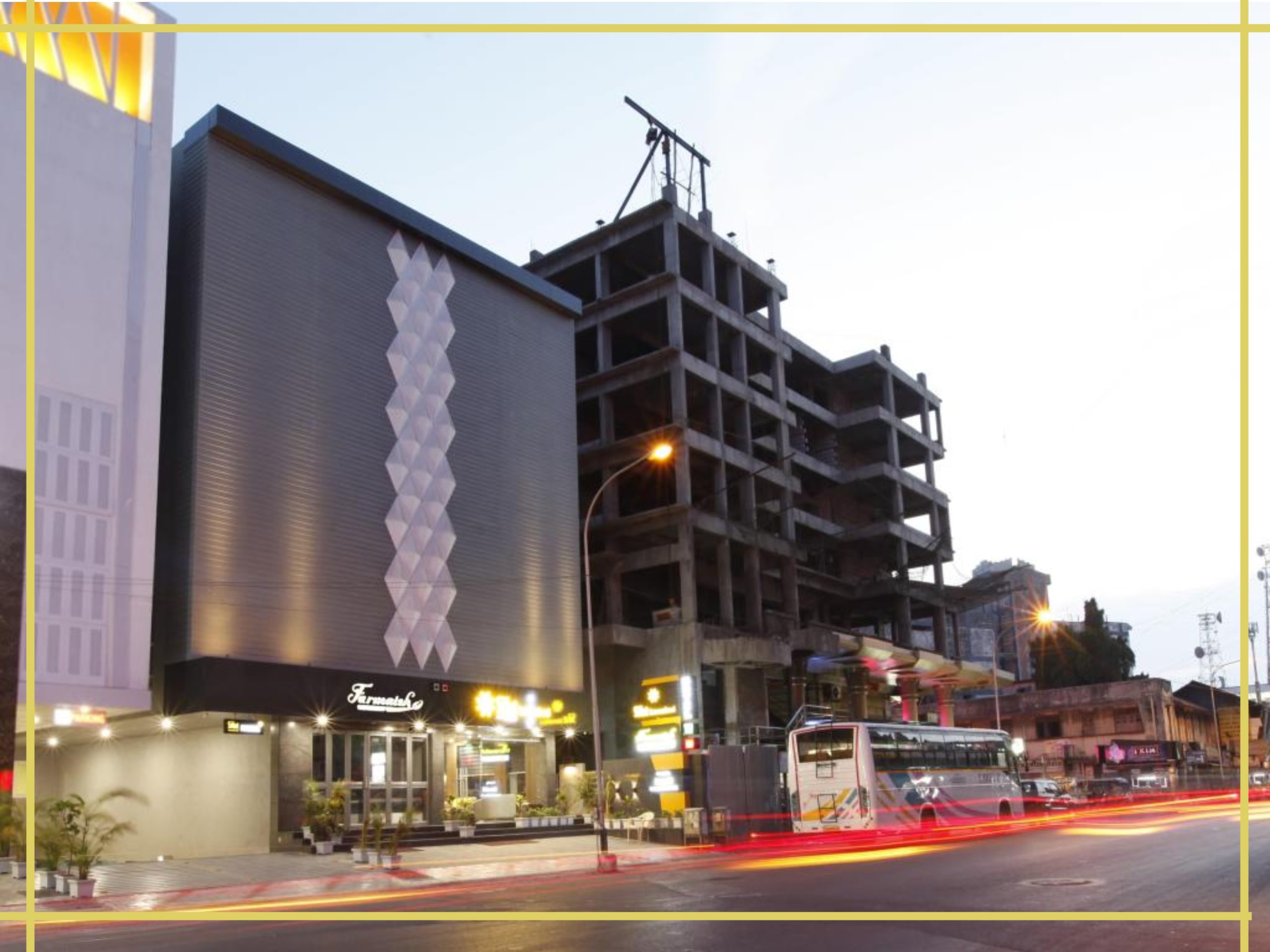 hotel in surat near railway station