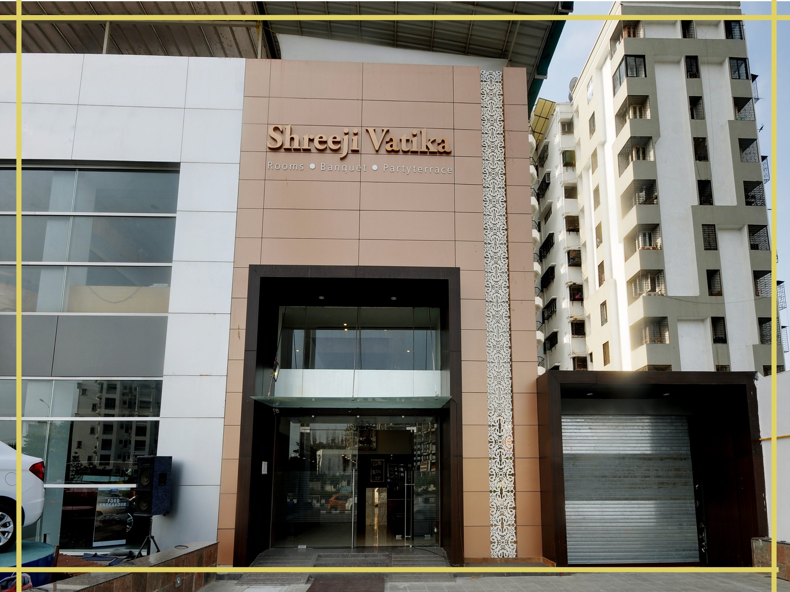 Hotel shreeji vatika surat, economy hotels in surat