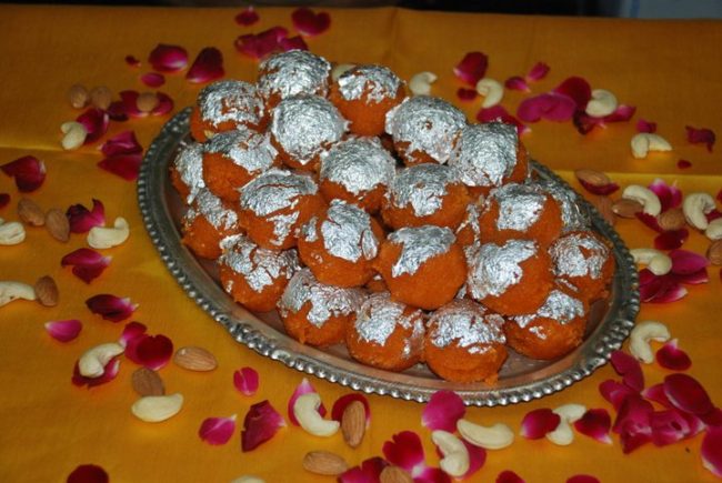 thakor sweets in surat