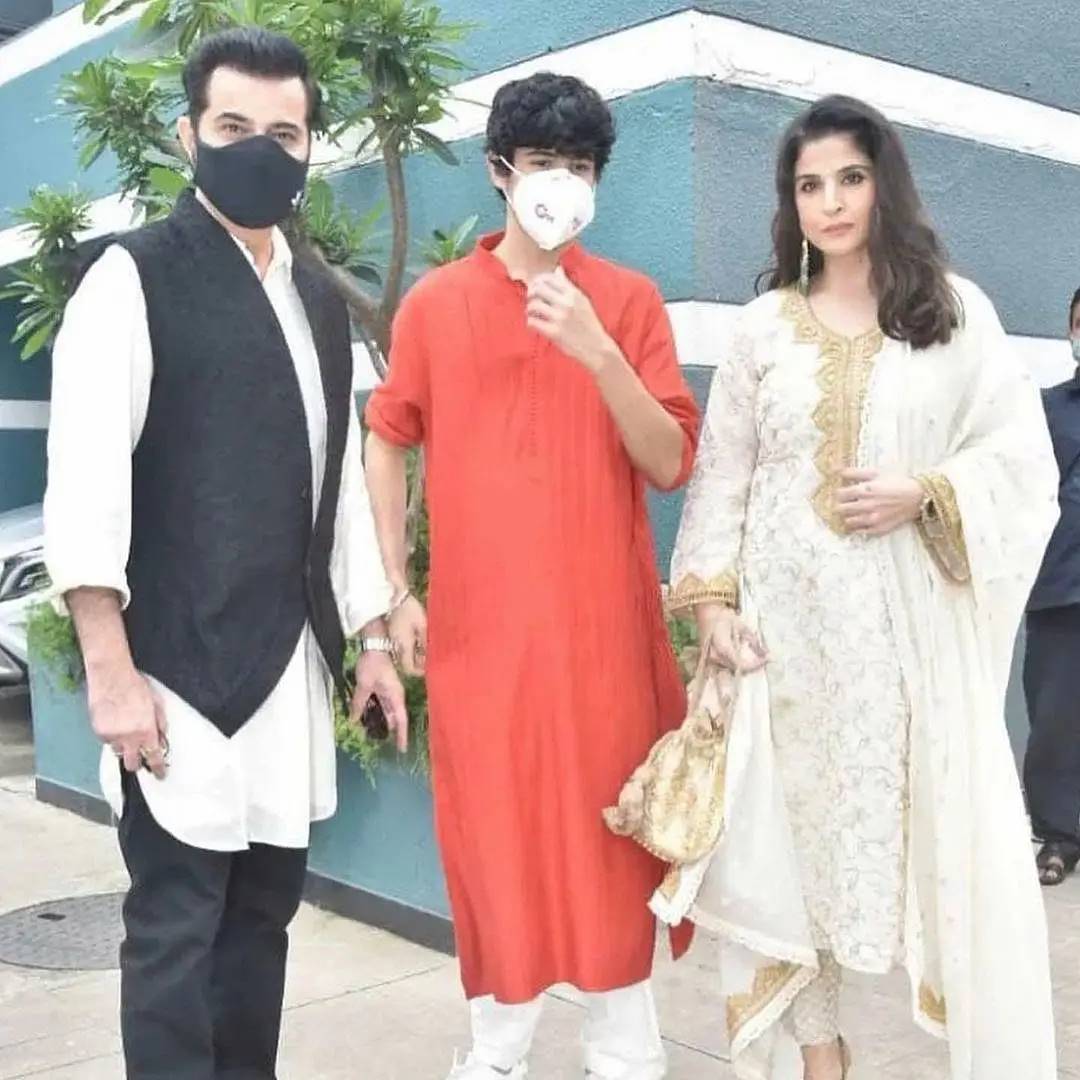 rhea's wedding ceremony.