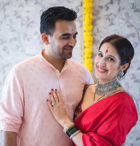 brides in wedding saree