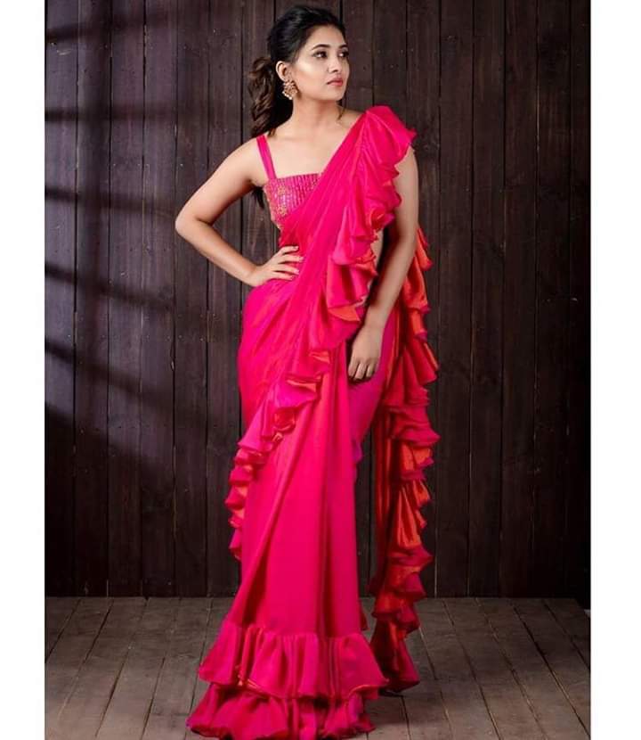 haute pink ethnic wear