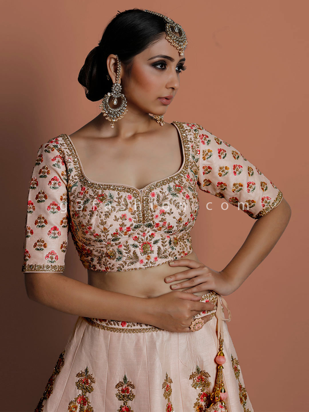 sweet heart neck blouse