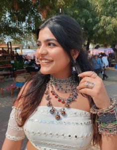 boho style light jewelery