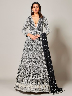 Wedding Salwar Suits for Comfort and Elegance