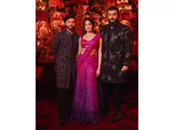 Jhanvi Kapoor HOT Pink saree at Anant-radhika pre wedding