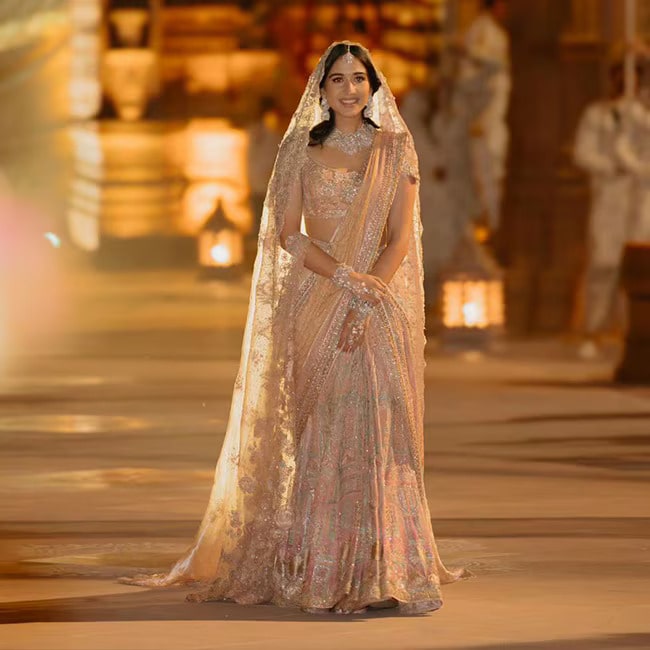 Traditional Over-the-Head Dupatta Drape
