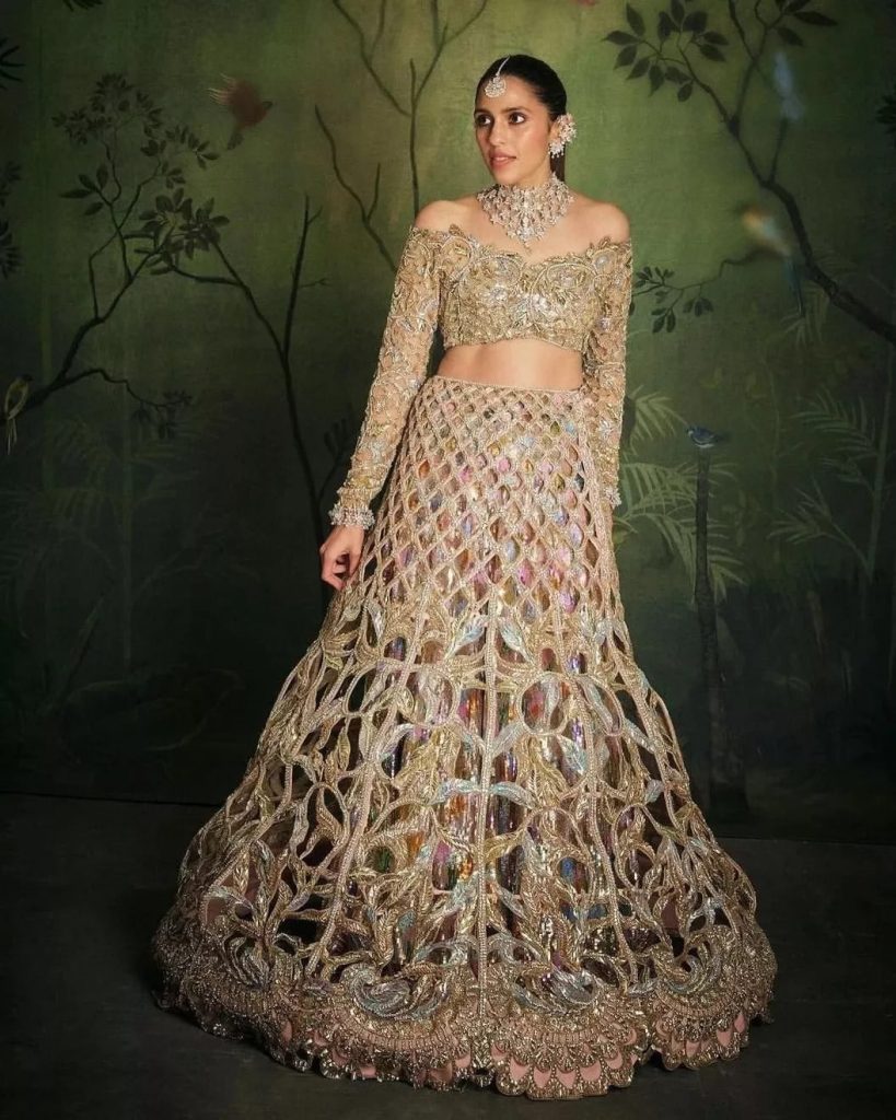 Shloka Ambani’s Gold Lehenga for Hastakshar ceremony