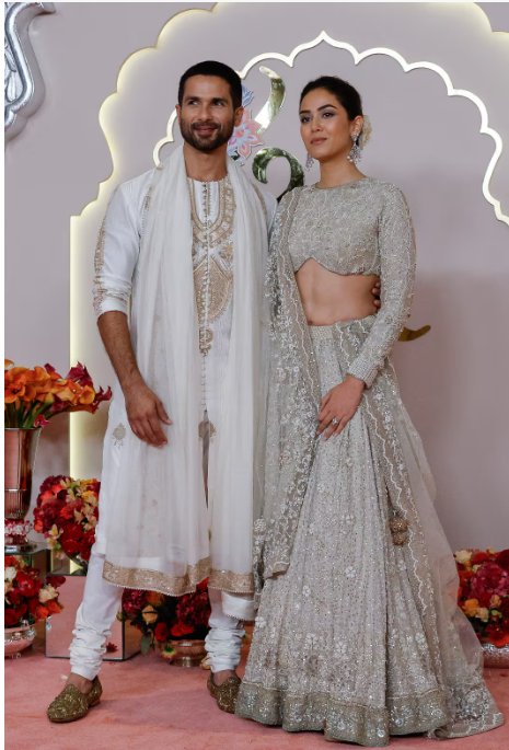 Shahid Kapoor’s Indo Western Outfit in White Gold