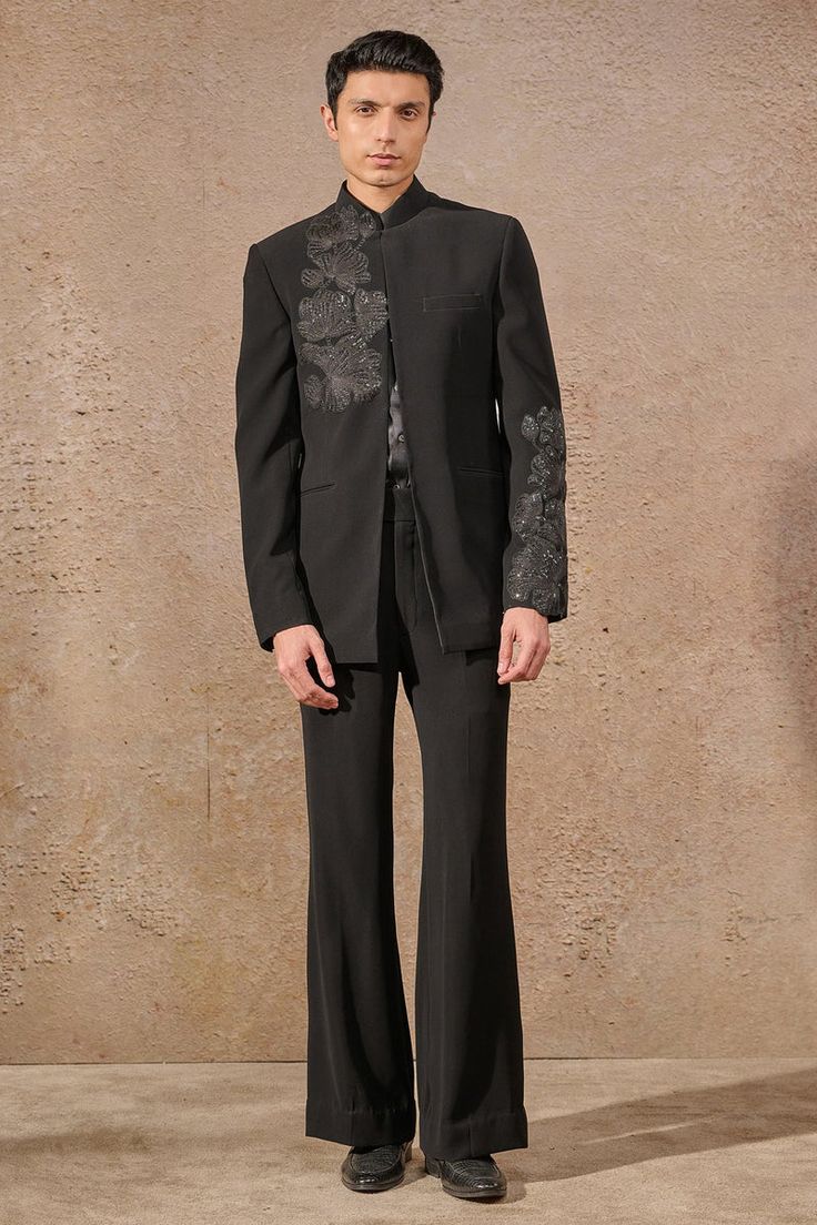 Minimalist Monochrome Jodhpuri