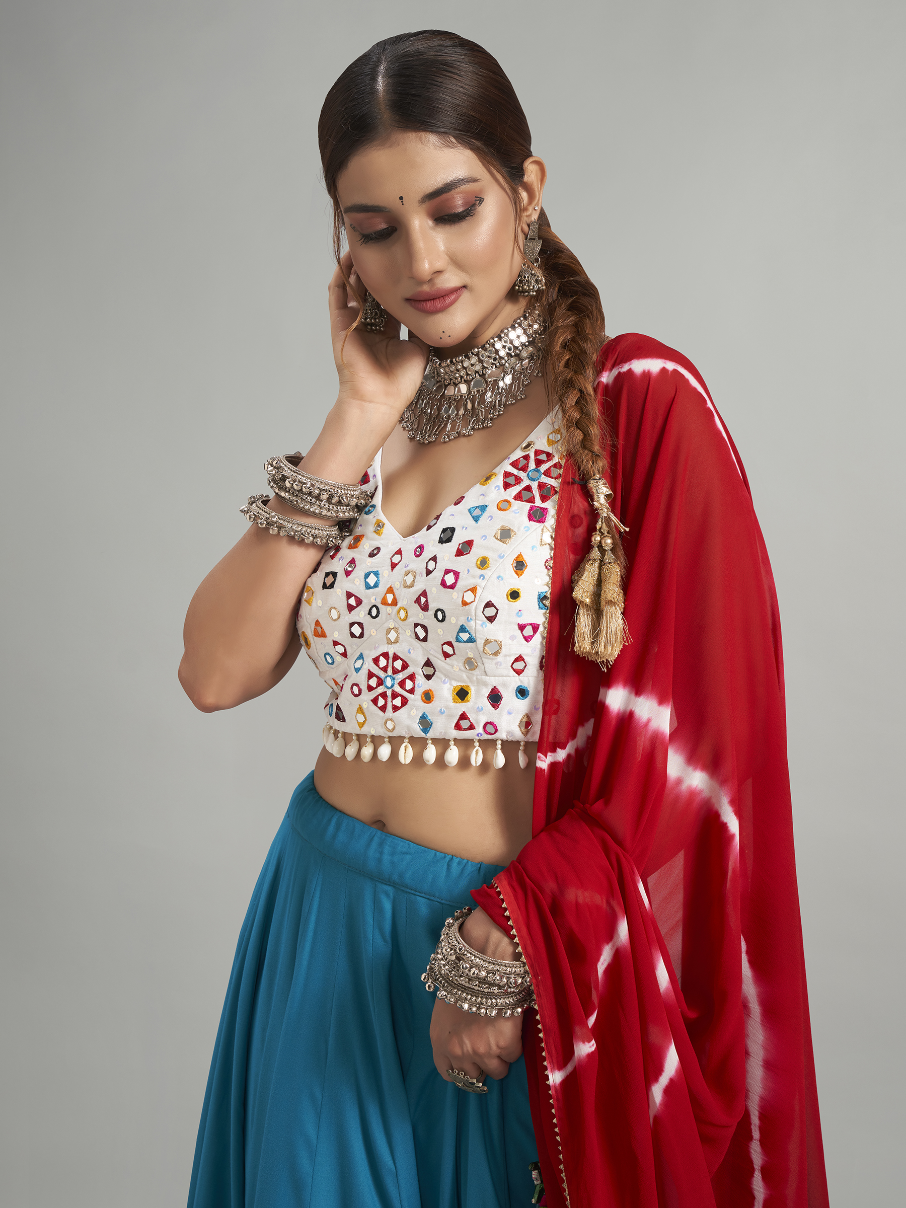 Embroidery and Craft Work in Lehenga Choli vs Chaniya Choli