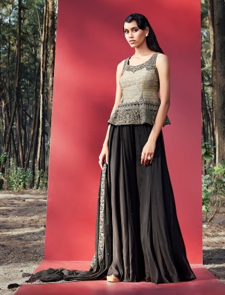 Beige and black silk palazzo suit