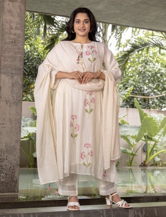 White printed silk kurti set with keyhole neckline