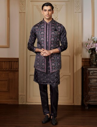 Black long waistcoat set with colorful embroidery