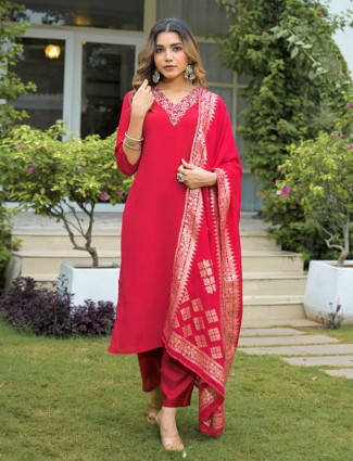 Red silk kurti set for festival