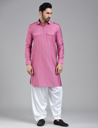 Bold and refined dark pink pathani kurta set for men