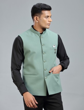 Pista pulse a refreshing waistcoat for men