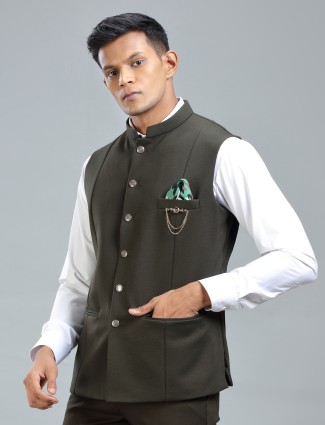 Olive earthy coolness waistcoat for men