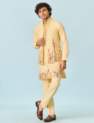 Light yellow zari printed mens waistcoat set