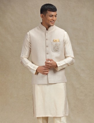 Natural beige waistcoat set with fine craftsmanship