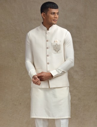 Off White waistcoat set with intricate artisan craftsmanship