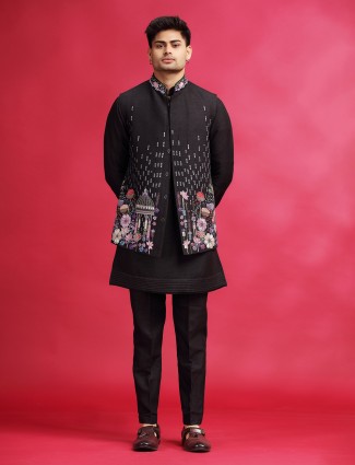 Black silk embroidered waistcoat set for reception