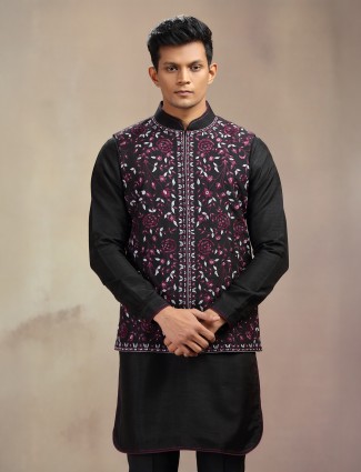 Black embroidered cotton waistcoat set with refined charm