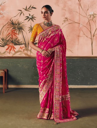 Majestic magenta bandhej georgette saree with zari weaves