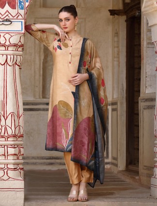 Beige silk kurti set with stand collar