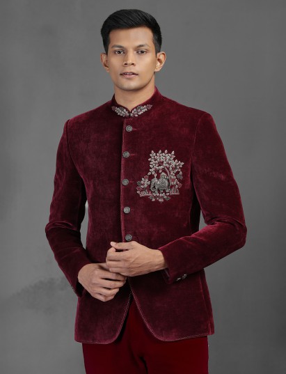 Maroon velvet regal jodhpuri suit for wedding wear