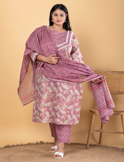 Onion pink printed cotton kurti set for trendy casual look