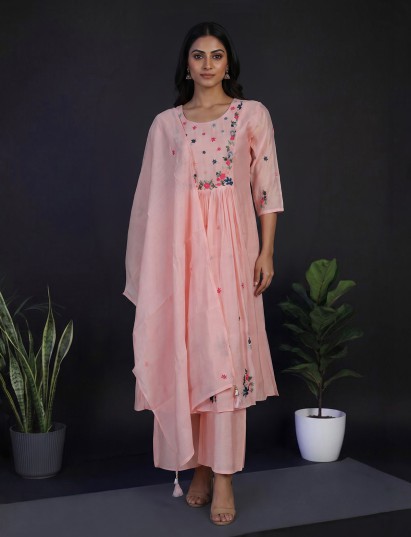 Peach silk yoke style kurti set with sequin and thread detailing