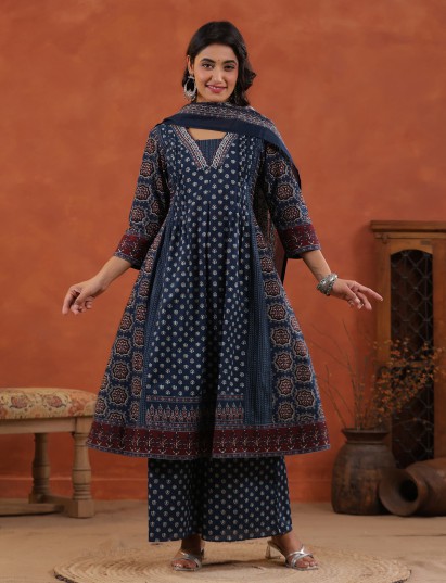 Blue printed cotton kurti set for festive wear