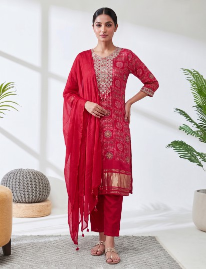 Rani pink printed georgette straight salwar suit